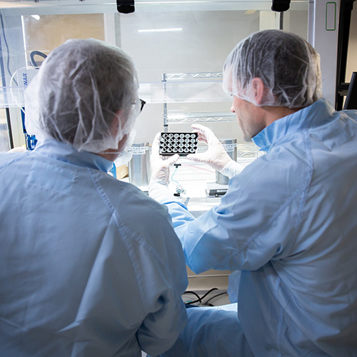 6-about-facilities-cleanroom-Fikst-18